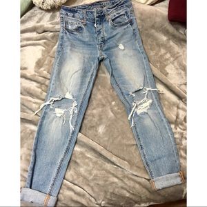AE Distressed Tomgirl Jeans